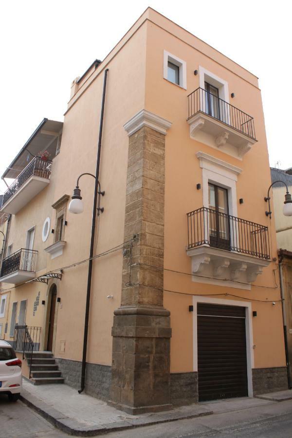 Casa Vacanze A Due Passi Grammichele Exteriér fotografie